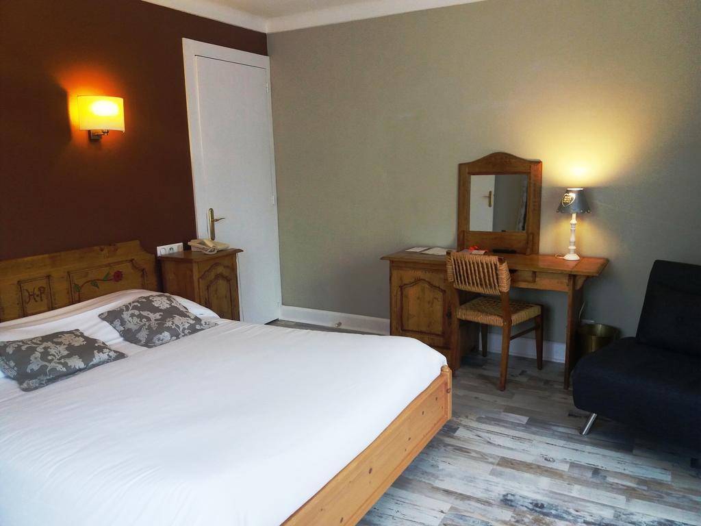 Hotel De La Paix เฌราร์แมร์ ภายนอก รูปภาพ