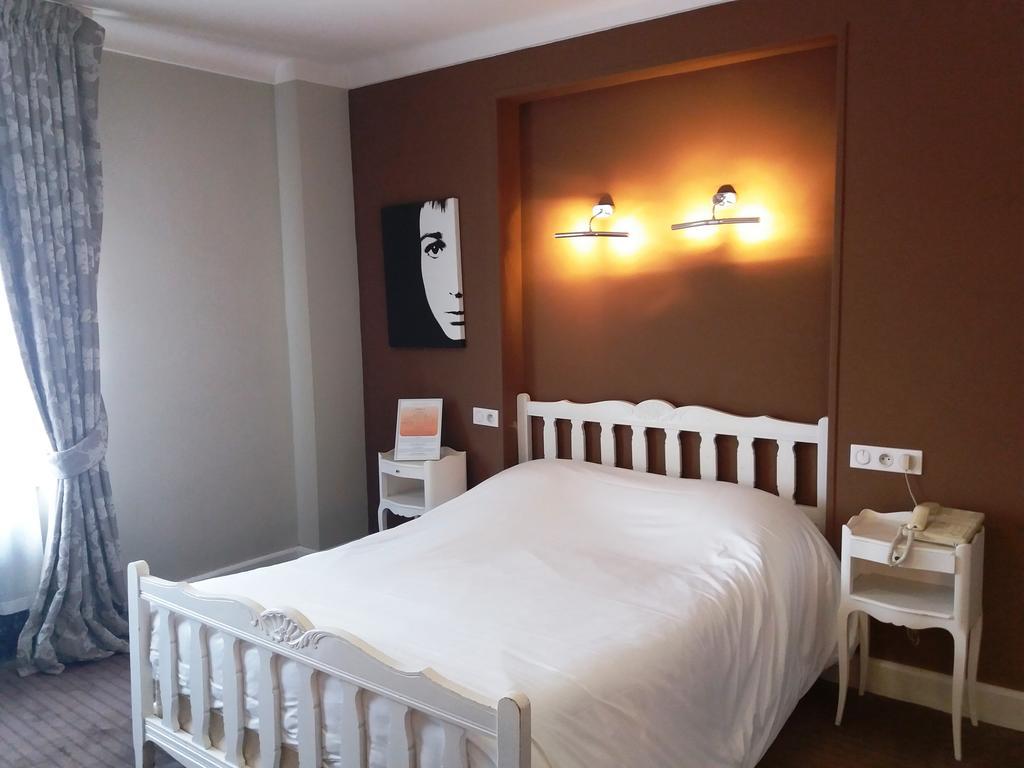 Hotel De La Paix เฌราร์แมร์ ภายนอก รูปภาพ