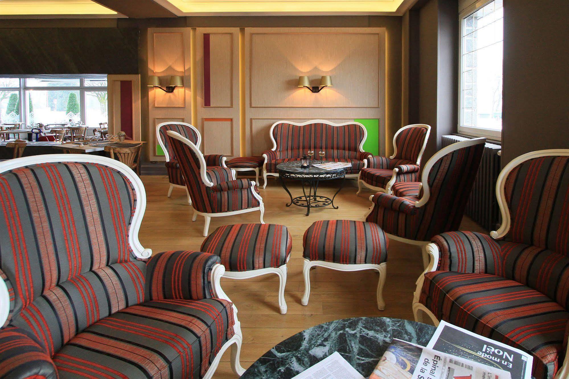 Hotel De La Paix เฌราร์แมร์ ภายนอก รูปภาพ